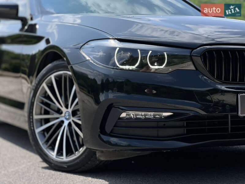 Седан BMW 5 Series 2018 в Дніпрі