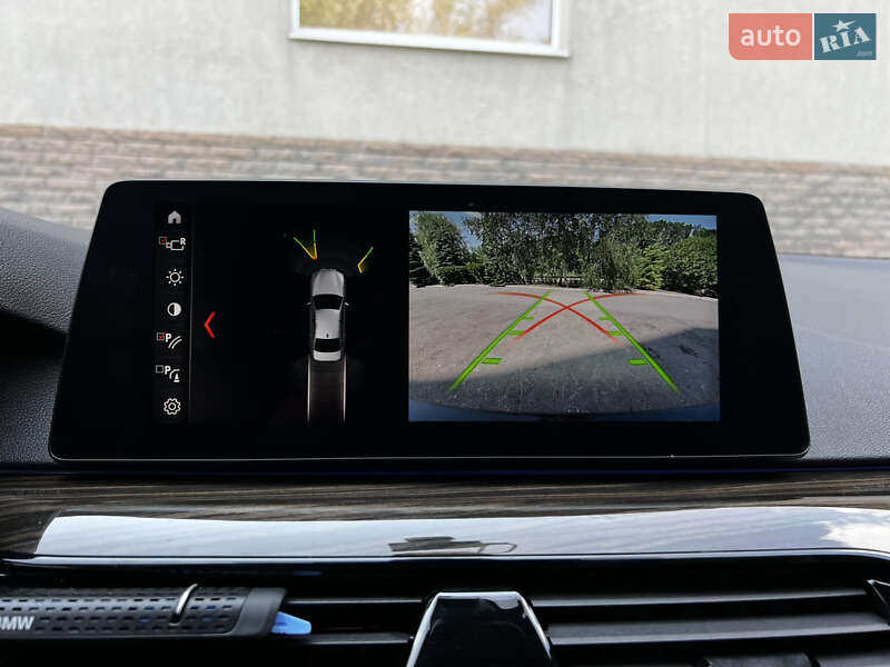 Седан BMW 5 Series 2018 в Дніпрі