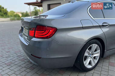 Седан BMW 5 Series 2012 в 