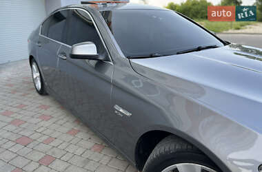 Седан BMW 5 Series 2012 в 