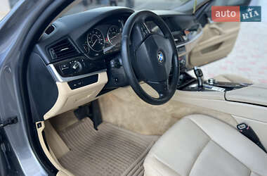 Седан BMW 5 Series 2012 в 