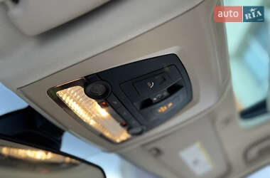 Седан BMW 5 Series 2012 в 