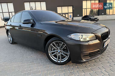 Седан BMW 5 Series 2015 в 