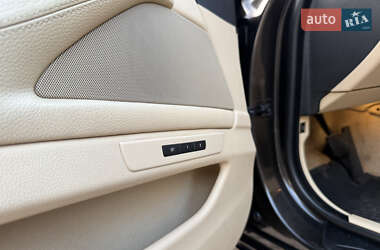 Седан BMW 5 Series 2015 в 