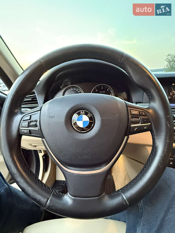 Седан BMW 5 Series 2015 в Тернополе