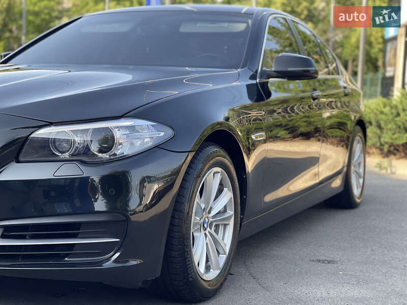 Седан BMW 5 Series 2013 в Харкові