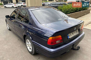 Седан BMW 5 Series 2003 в 