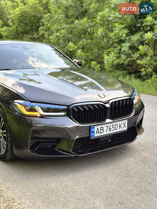 Седан BMW 5 Series 2018 в Шаргороде