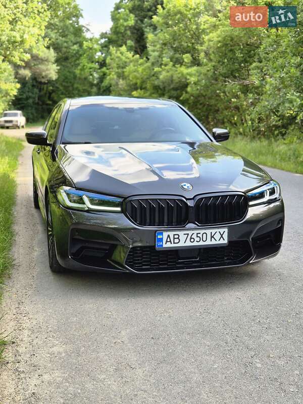 Седан BMW 5 Series 2018 в Шаргороде