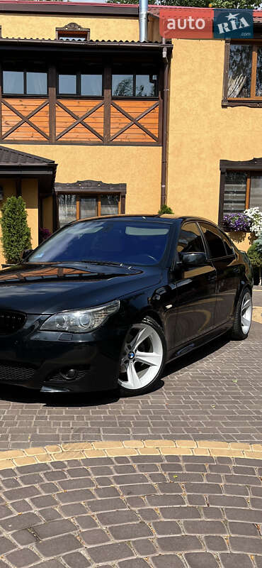 Седан BMW 5 Series 2007 в 