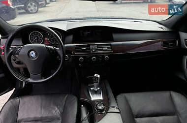 Седан BMW 5 Series 2009 в 