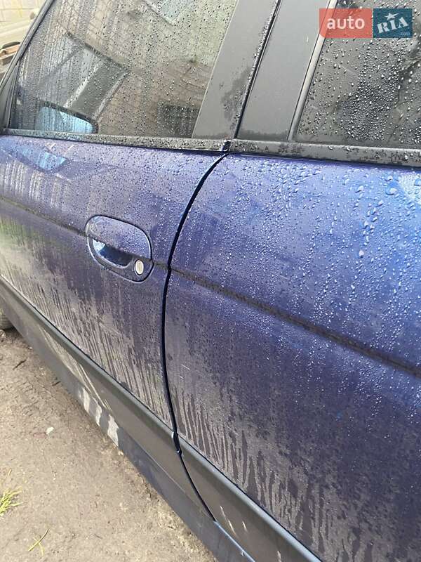 Седан BMW 5 Series 2001 в Вишневом фото 15 Седан BMW 5 Series 2001 в Вишневом