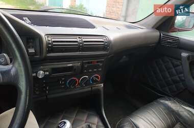 Седан BMW 5 Series 1992 в 