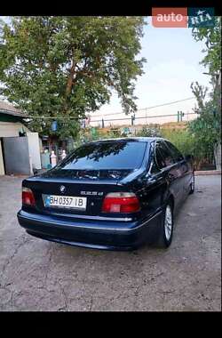 Седан BMW 5 Series 2000 в Болграде