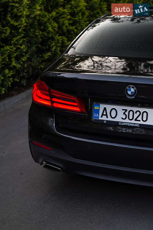 Седан BMW 5 Series 2019 в Ужгороді