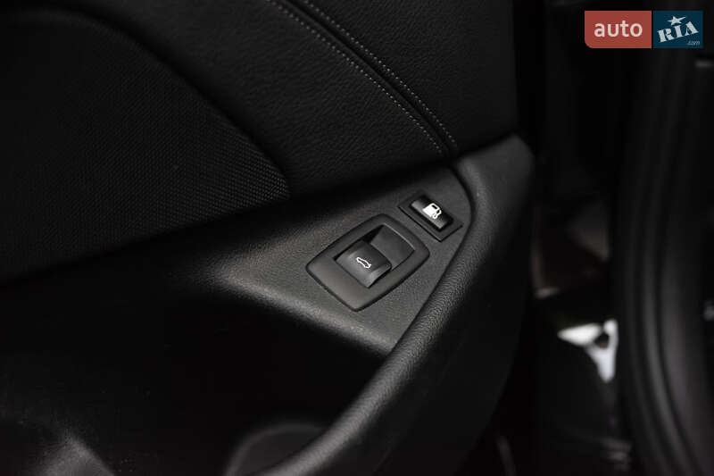 Седан BMW 5 Series 2019 в Ужгороді