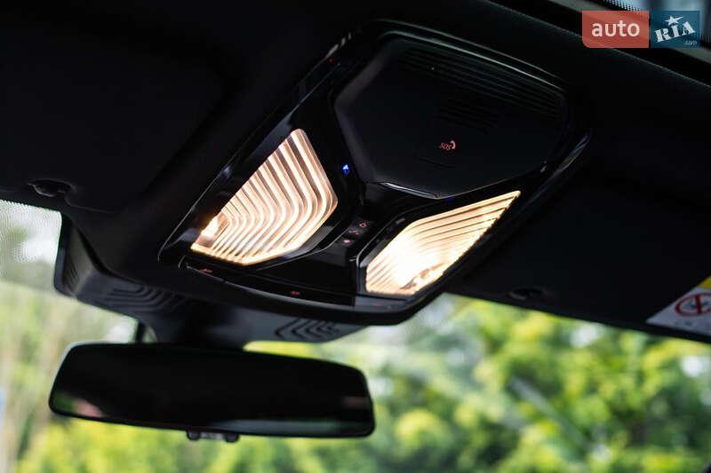 Седан BMW 5 Series 2019 в Ужгороді