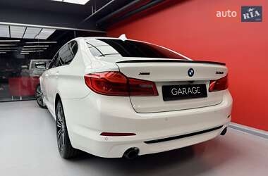 Седан BMW 5 Series 2018 в 