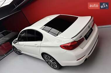 Седан BMW 5 Series 2018 в 