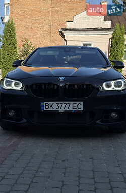 Седан BMW 5 Series 2016 в Остроге