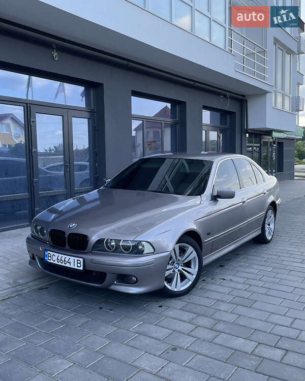 BMW 5 Series 2001