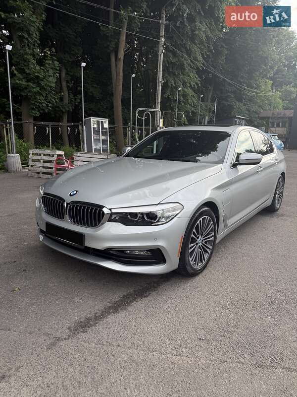Седан BMW 5 Series 2018 в 