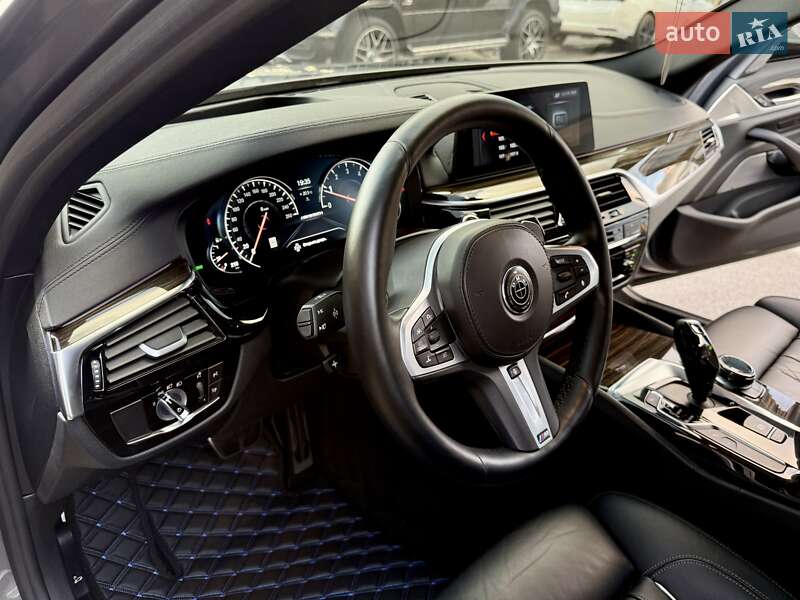 Седан BMW 5 Series 2017 в Киеве