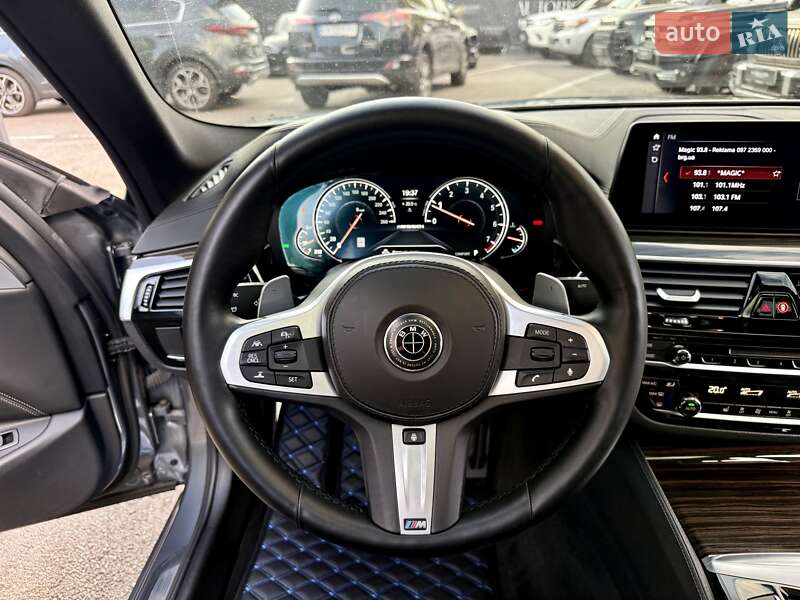 Седан BMW 5 Series 2017 в Киеве