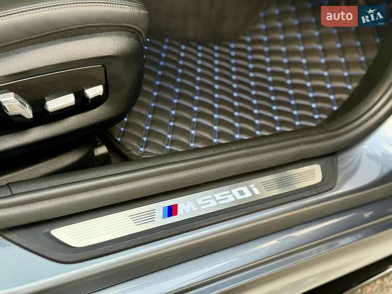 Седан BMW 5 Series 2017 в Киеве