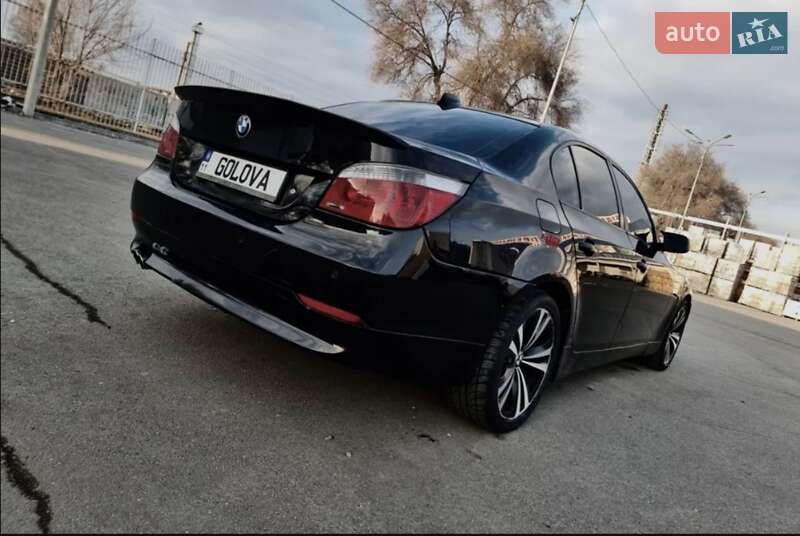 Седан BMW 5 Series 2005 в Харькове