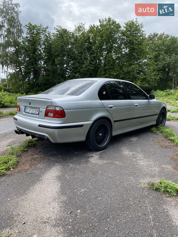 Седан BMW 5 Series 2002 в Семенівці