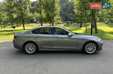 Седан BMW 5 Series 2012 в 