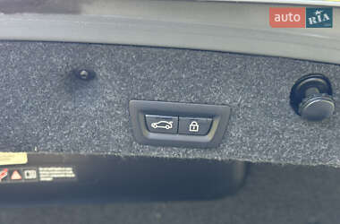 Седан BMW 5 Series 2012 в 