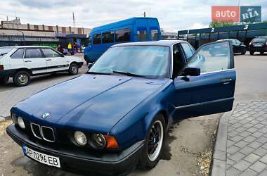 Седан BMW 5 Series 1988 в 