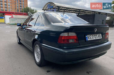 Седан BMW 5 Series 2001 в 