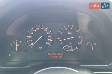 Седан BMW 5 Series 2001 в 