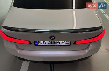Седан BMW 5 Series 2020 в 