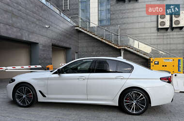 Седан BMW 5 Series 2020 в 