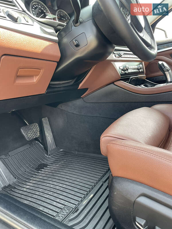 Универсал BMW 5 Series 2014 в Дрогобыче