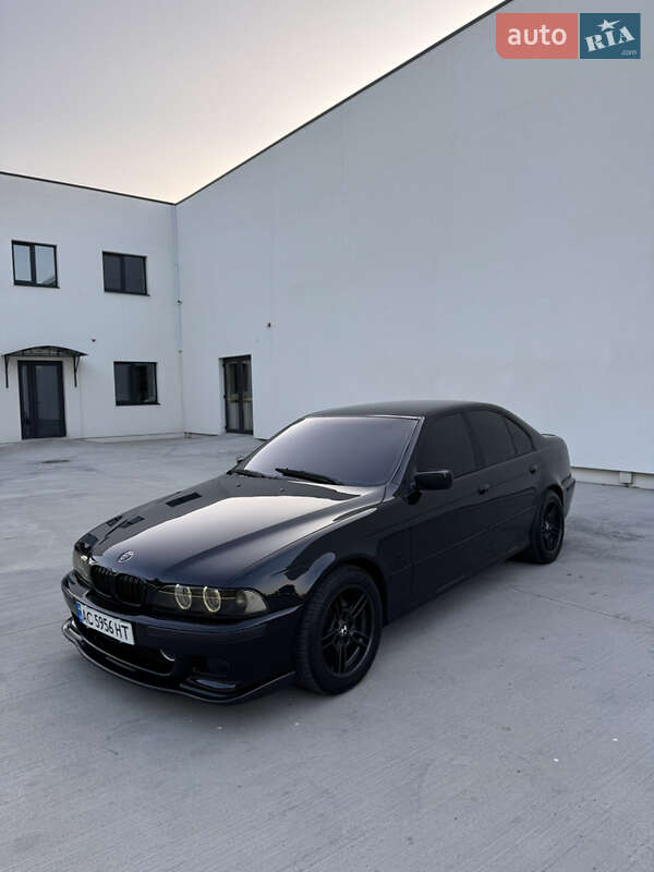 BMW 5 Series 2003