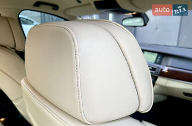 Седан BMW 5 Series 2011 в 