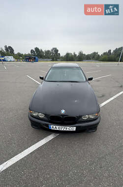 Седан BMW 5 Series 2000 в 