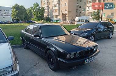 Седан BMW 5 Series 1989 в Володимирці