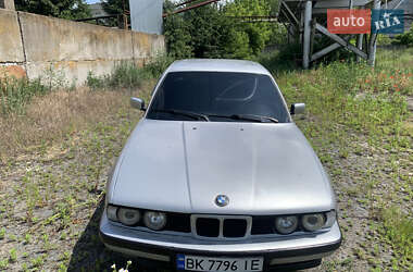 Седан BMW 5 Series 1990 в 