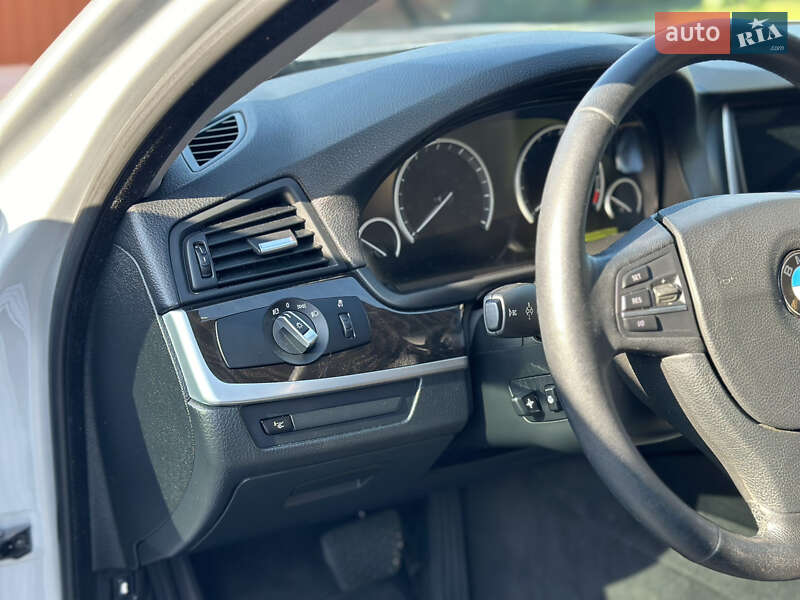Седан BMW 5 Series 2014 в Луцьку