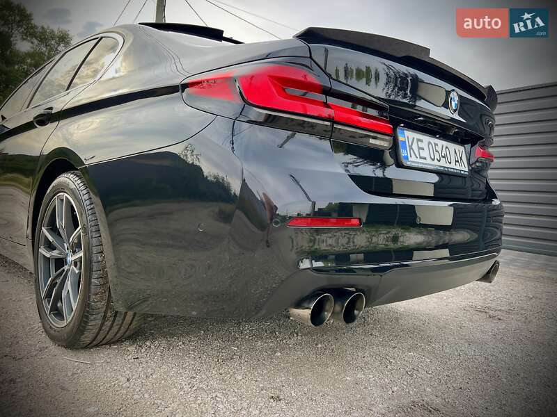 BMW 5 Series 2021