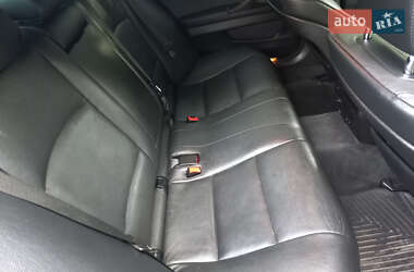Седан BMW 5 Series 2013 в 