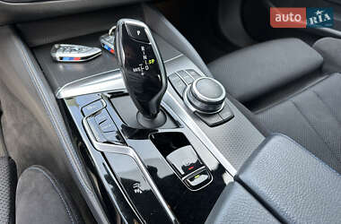 Седан BMW 5 Series 2020 в 