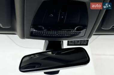 Седан BMW 5 Series 2011 в 