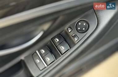 Седан BMW 5 Series 2011 в 